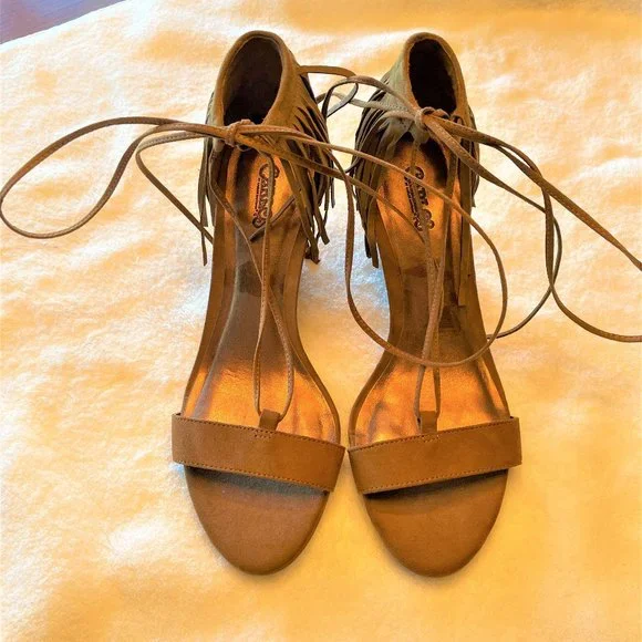 Tan Suede Fringe New Women's Shoes - Picture 1 of 3